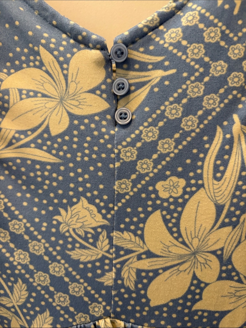 Urban Outfitters Blue Floral Bandana Print Smocked Sleeve Midi Dress Size M - Picture 2 of 9